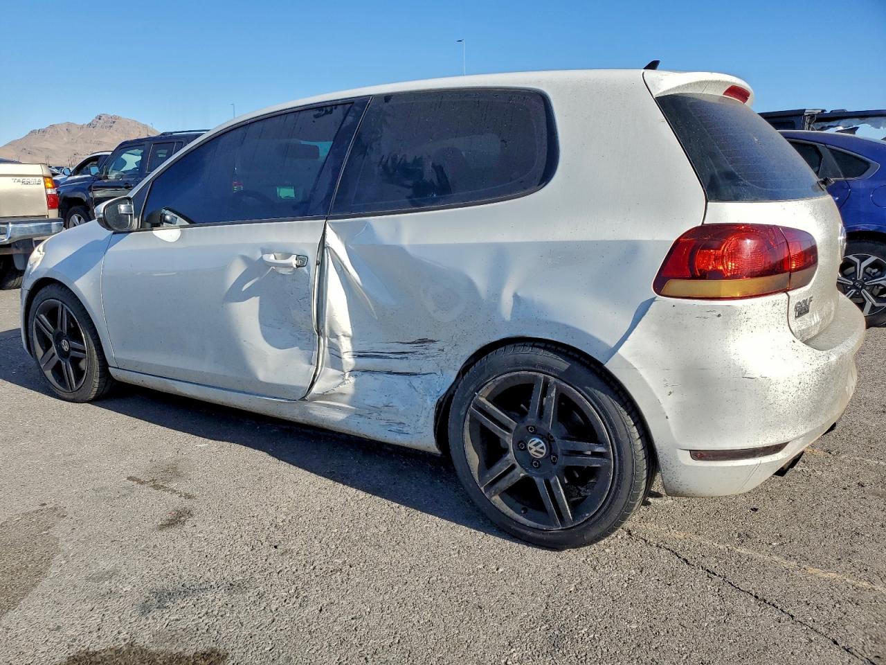 Volkswagen Golf Image 3