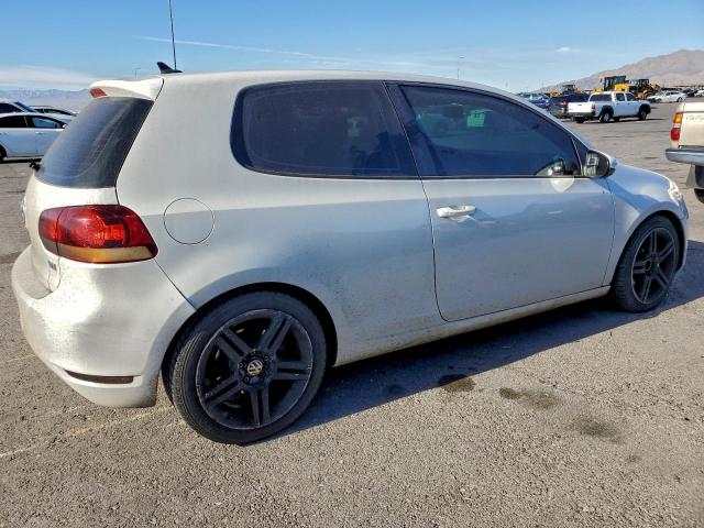 Volkswagen Golf Image 4