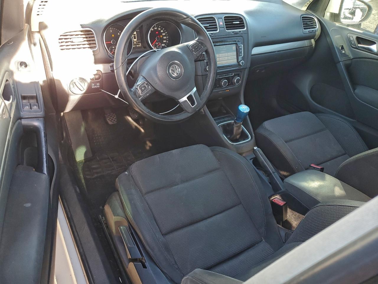 Volkswagen Golf Image 7