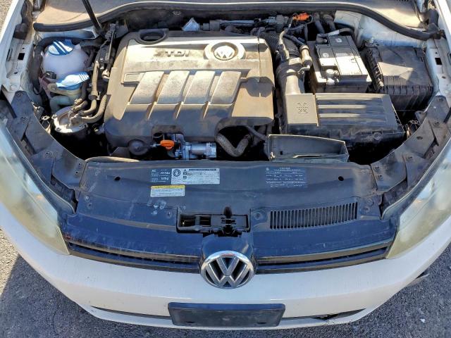 Volkswagen Golf Image 10