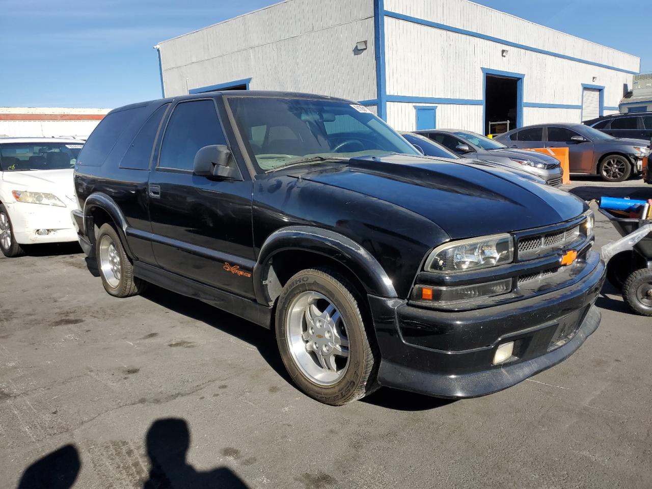 Chevrolet Blazer Image 2