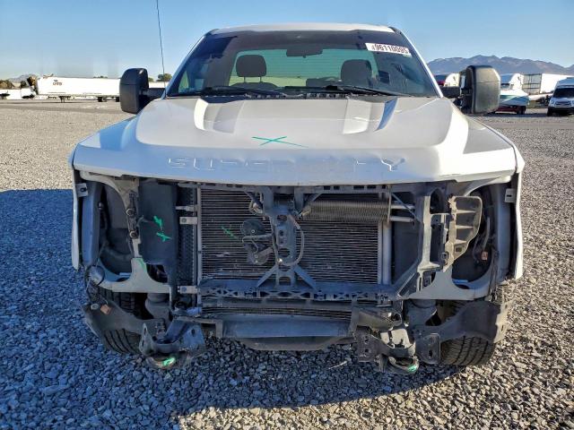 Ford F-350 Super Duty Image 3