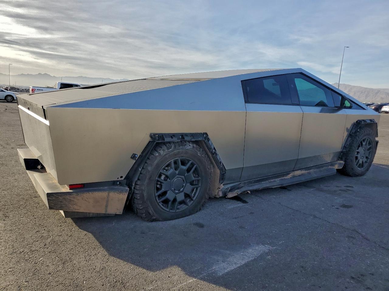 Tesla Cybertruck Image 9