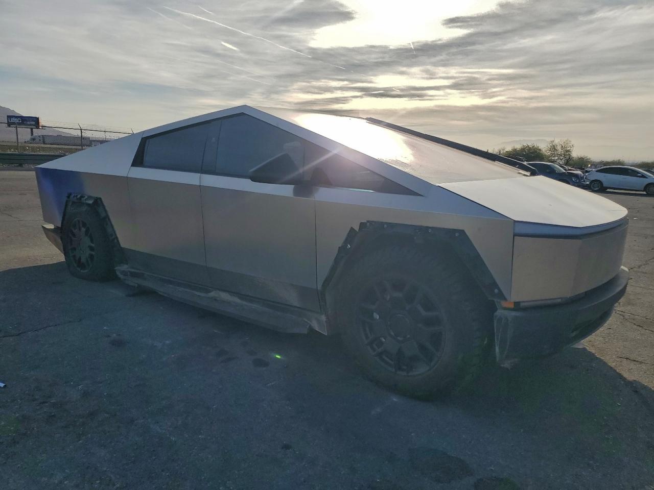 Tesla Cybertruck Image 7