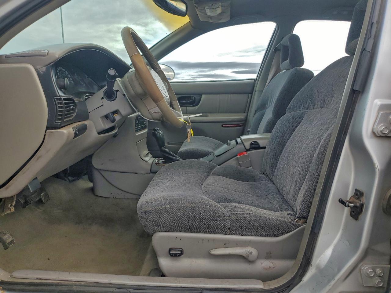 Buick Regal Ls Image 10