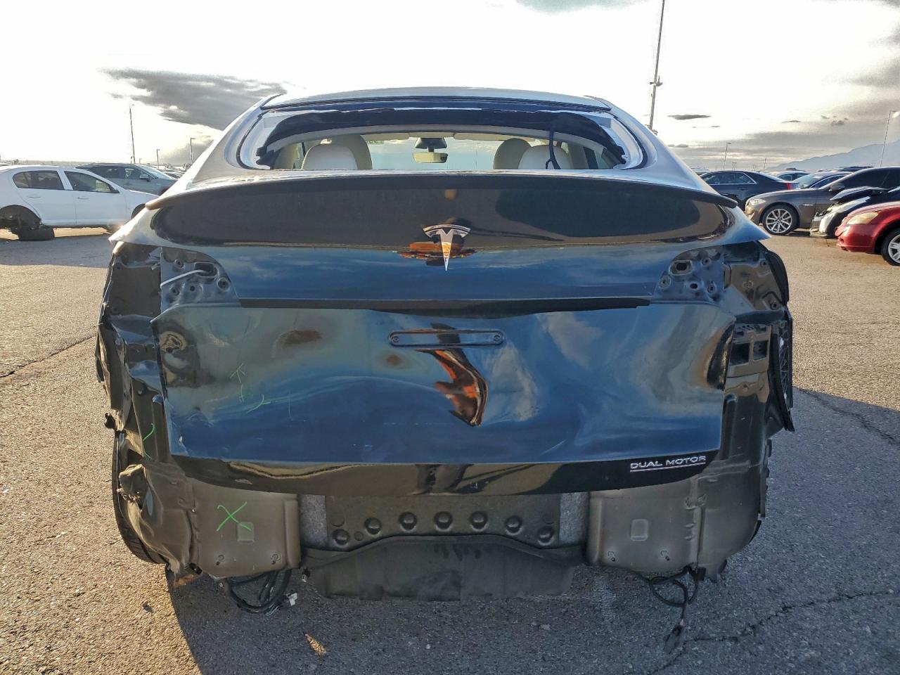 Tesla Model Y Image 13