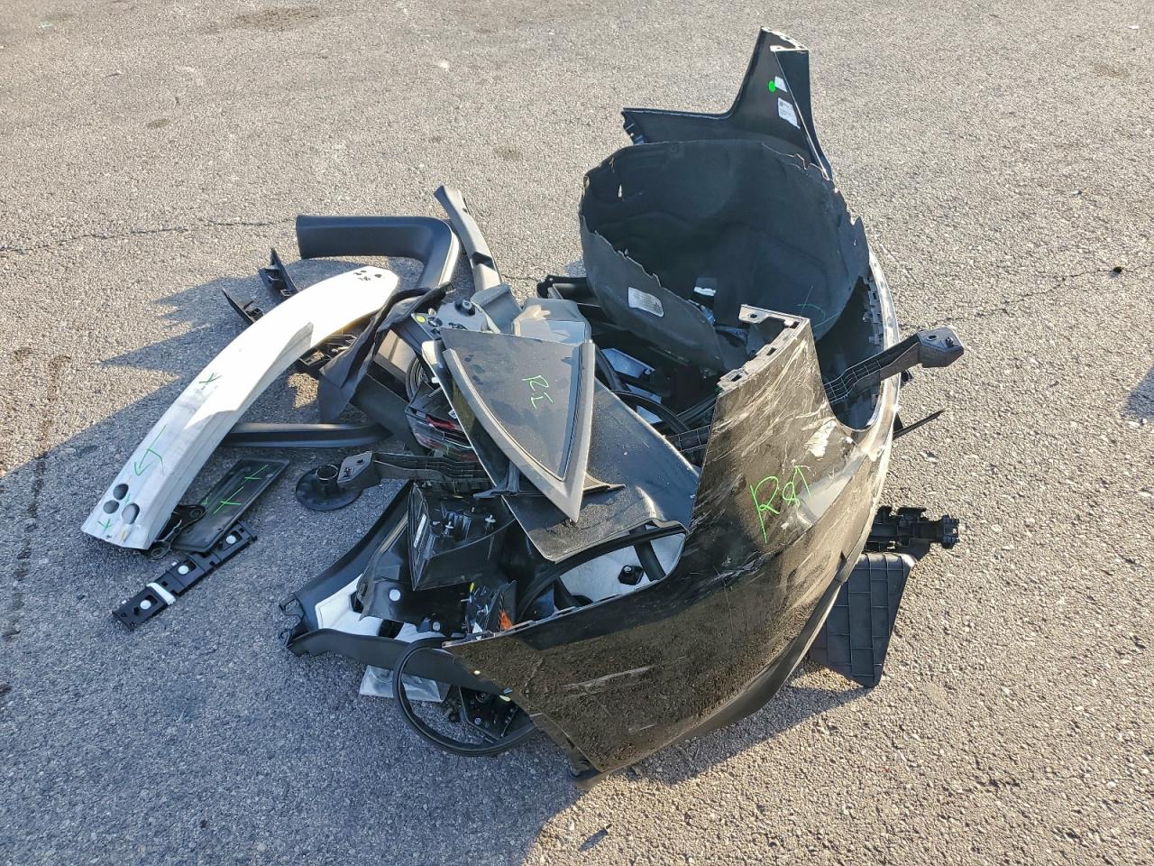 Tesla Model Y Image 8